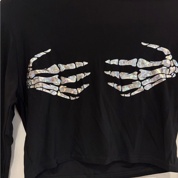 Black Long-Sleeve Crop Top with Skeleton Hands - Picture 2 of 3